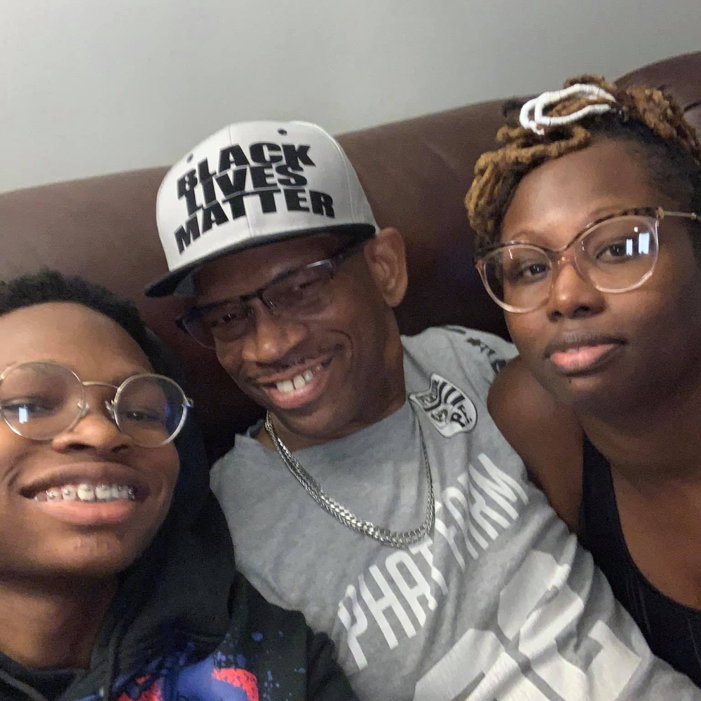 Meet your Posher, Thomas